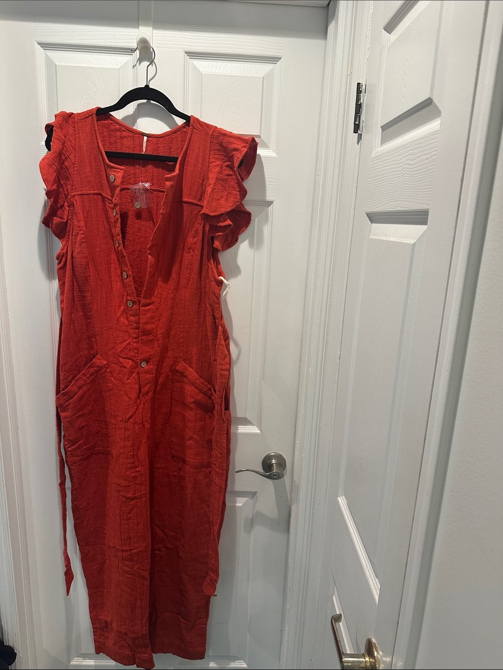 Free People burnt orange Button-Front jumpsuit with Ruffle Sleeves NWT Size XL